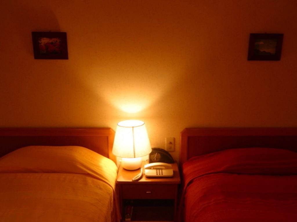 Hillside Inn Sirocco Tateyama  Esterno foto